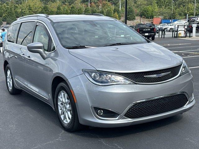 used 2020 Chrysler Pacifica car, priced at $18,686