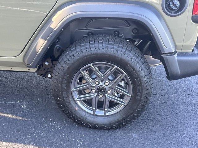 new 2025 Jeep Wrangler car, priced at $49,017