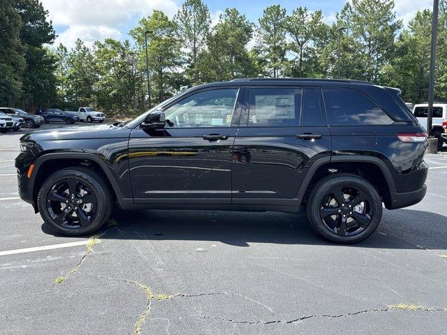new 2025 Jeep Grand Cherokee car, priced at $43,327