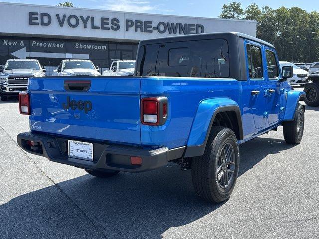 new 2025 Jeep Gladiator car, priced at $41,447