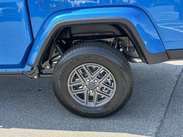 new 2025 Jeep Gladiator car, priced at $41,447