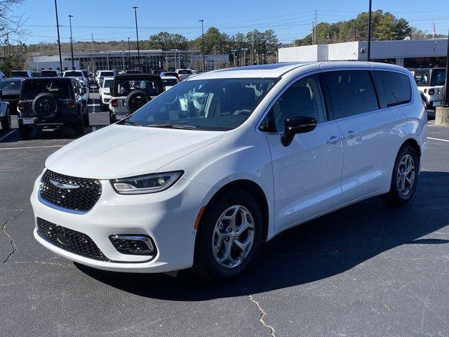 new 2024 Chrysler Pacifica car, priced at $53,509