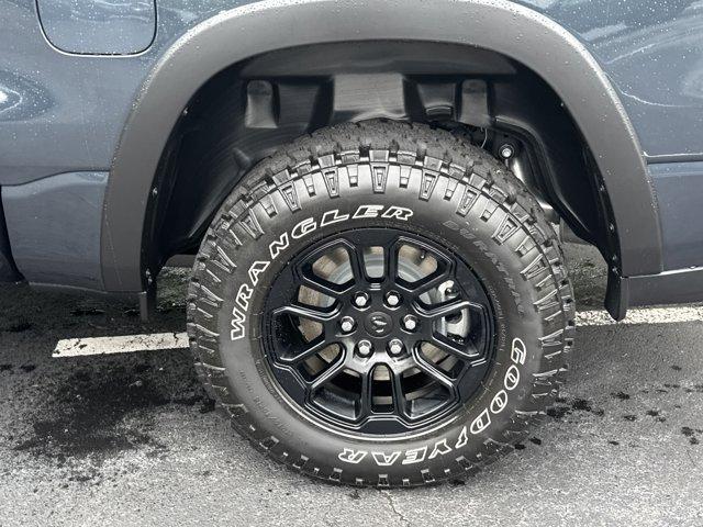 new 2025 Ram 1500 car, priced at $61,233