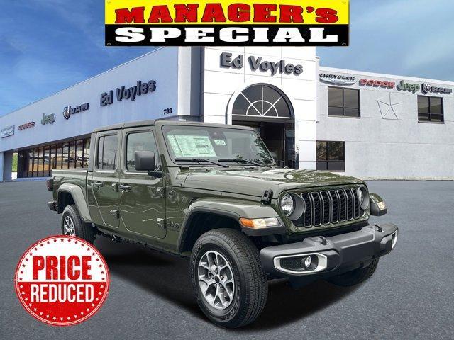 new 2024 Jeep Gladiator car, priced at $44,339