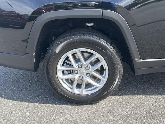 new 2025 Jeep Grand Cherokee L car, priced at $38,720