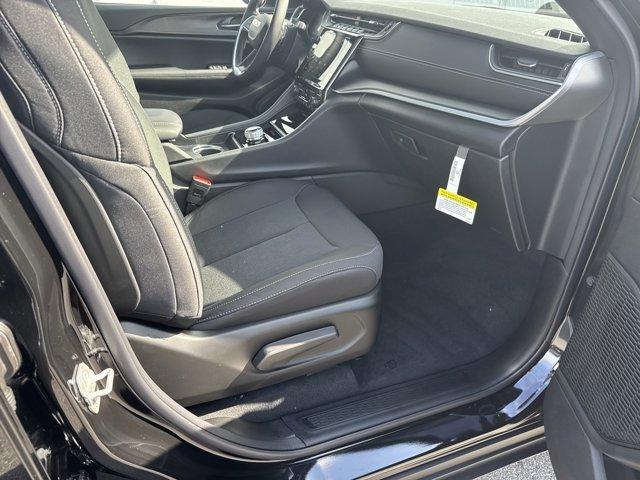 new 2025 Jeep Grand Cherokee L car, priced at $38,720