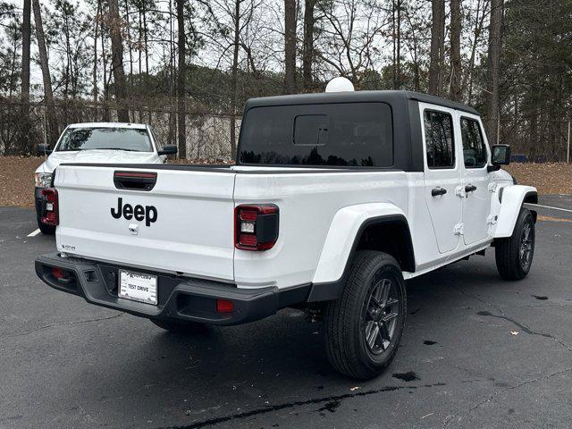 new 2024 Jeep Gladiator car, priced at $42,295