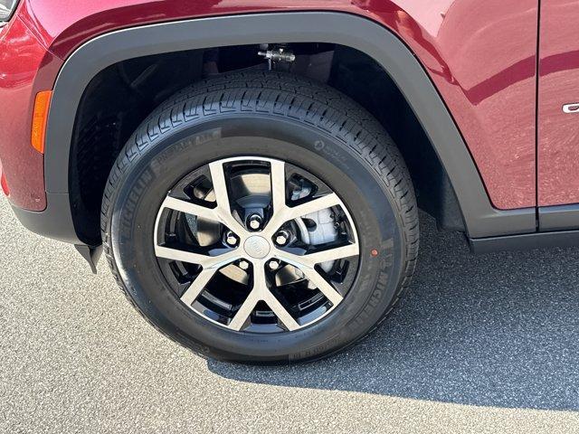 new 2025 Jeep Grand Cherokee car, priced at $48,363