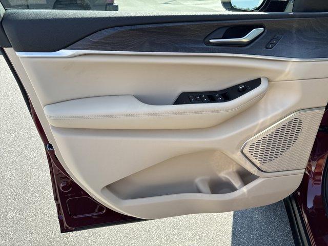 new 2025 Jeep Grand Cherokee car, priced at $48,363