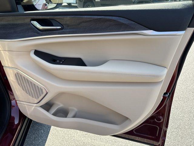 new 2025 Jeep Grand Cherokee car, priced at $48,363