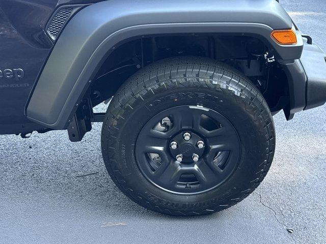 new 2025 Jeep Wrangler car, priced at $31,102