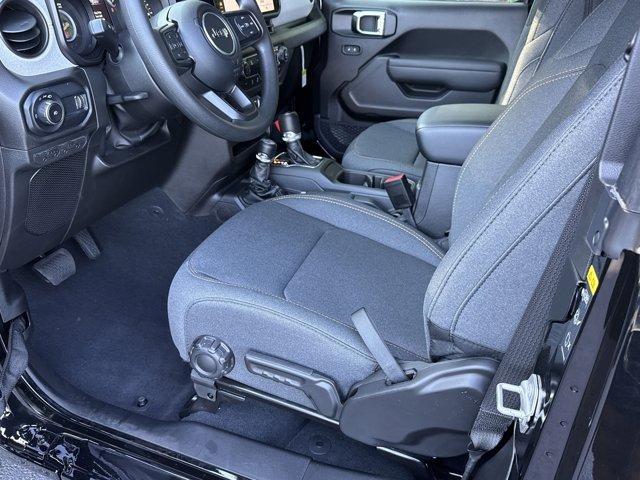 new 2025 Jeep Wrangler car, priced at $31,102