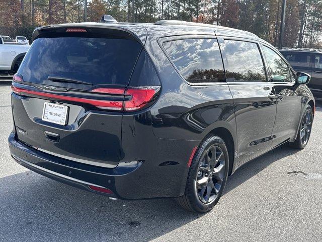 new 2026 Chrysler Pacifica car, priced at $41,970