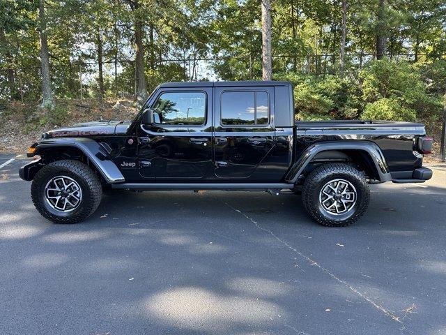 new 2025 Jeep Gladiator car, priced at $47,785