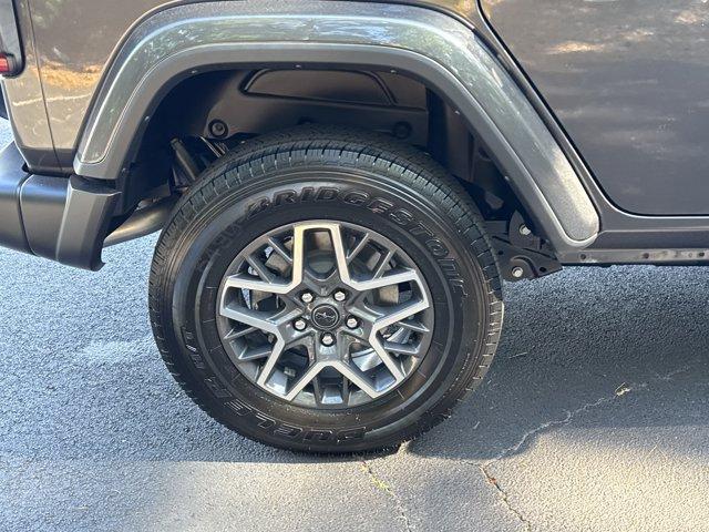 new 2025 Jeep Wrangler car, priced at $49,558