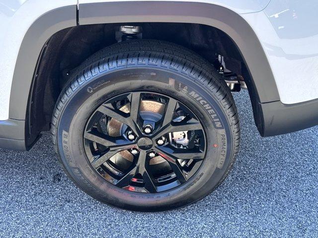 new 2025 Jeep Grand Cherokee car, priced at $40,610