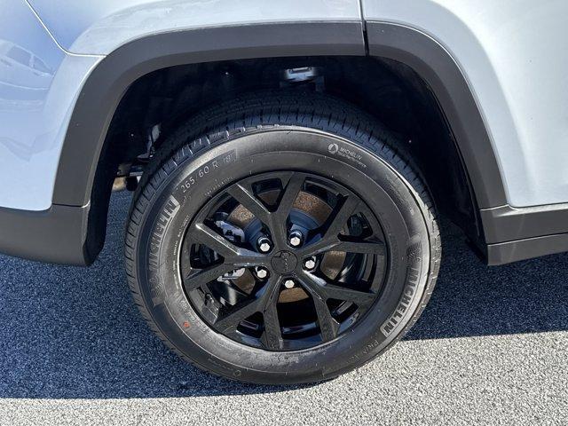 new 2025 Jeep Grand Cherokee car, priced at $40,610