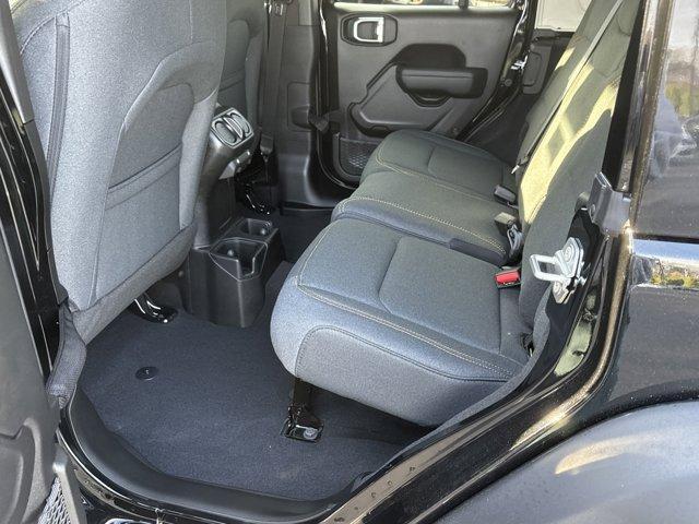 new 2025 Jeep Wrangler car, priced at $47,921