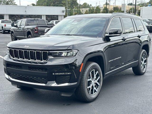 new 2024 Jeep Grand Cherokee L car, priced at $38,518