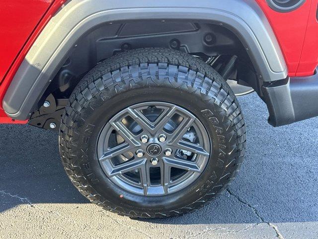 new 2025 Jeep Wrangler car, priced at $47,062