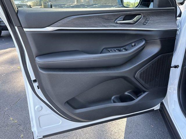 new 2025 Jeep Grand Cherokee L car, priced at $47,453