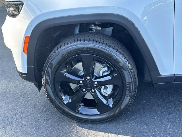 new 2025 Jeep Grand Cherokee L car, priced at $47,453