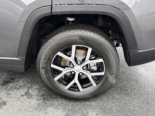 new 2025 Jeep Grand Cherokee car, priced at $48,363