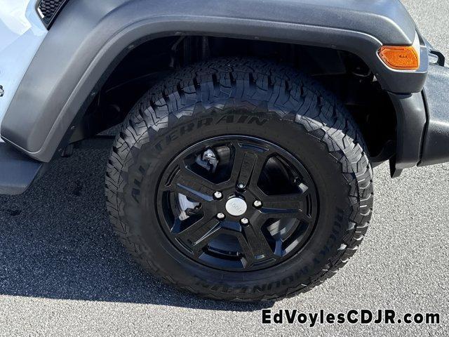 used 2019 Jeep Wrangler Unlimited car, priced at $25,057