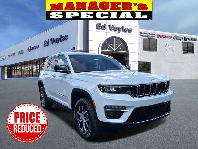 new 2024 Jeep Grand Cherokee car, priced at $37,980