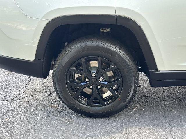 new 2025 Jeep Grand Cherokee L car, priced at $40,820