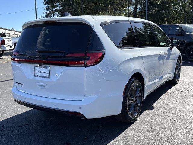 new 2026 Chrysler Pacifica car, priced at $41,182