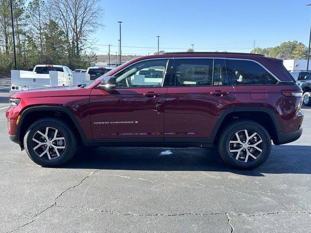 new 2025 Jeep Grand Cherokee car, priced at $42,920