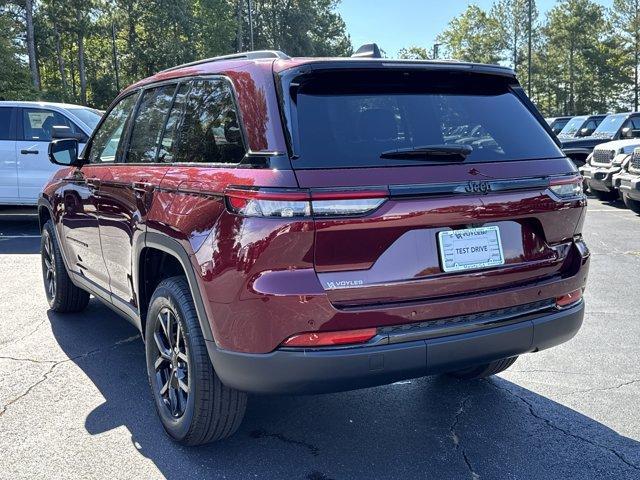 new 2025 Jeep Grand Cherokee car, priced at $39,980