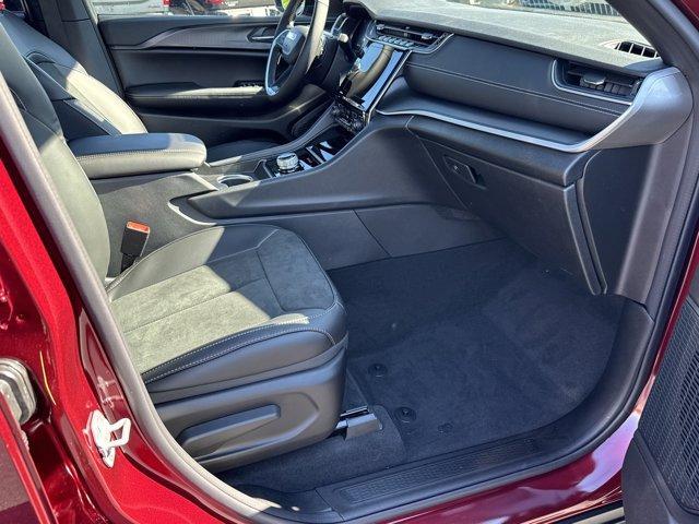 new 2025 Jeep Grand Cherokee car, priced at $39,980