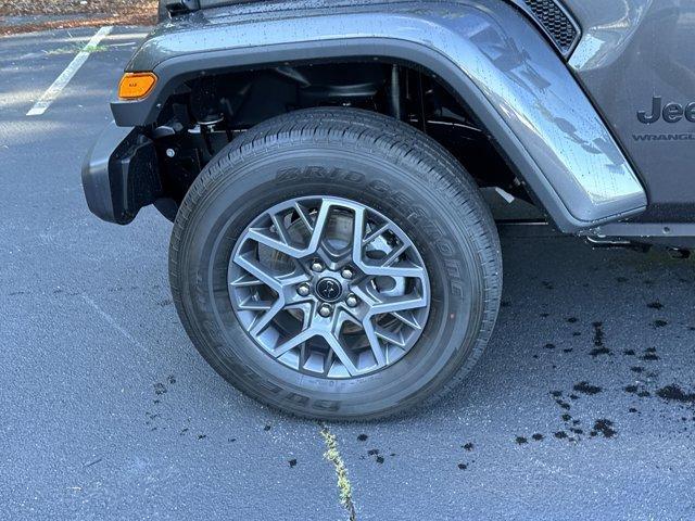 new 2025 Jeep Wrangler car, priced at $49,558