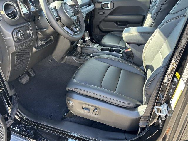 new 2025 Jeep Gladiator car, priced at $44,730