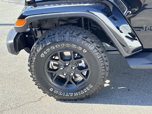 new 2025 Jeep Gladiator car, priced at $44,730