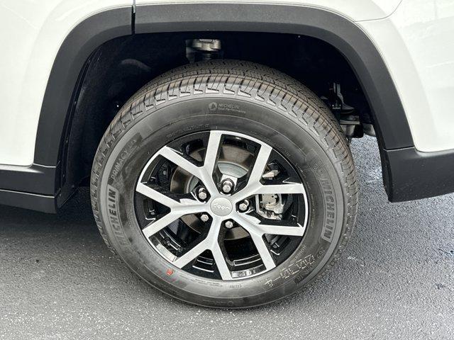 new 2025 Jeep Grand Cherokee car, priced at $48,628