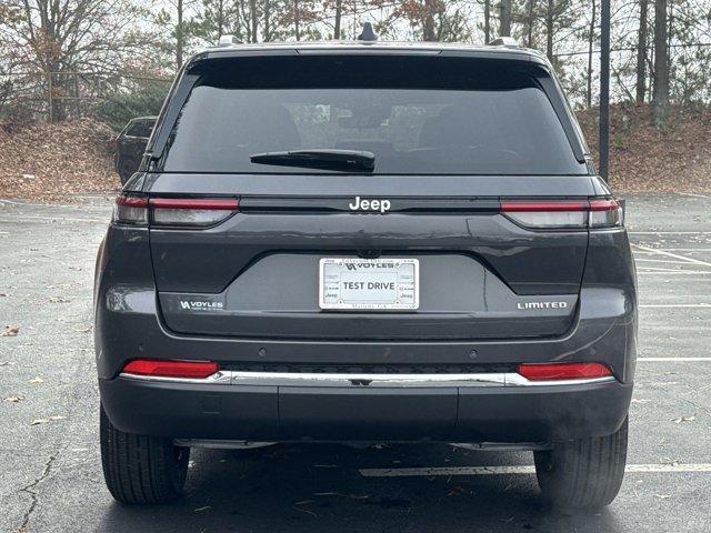 new 2025 Jeep Grand Cherokee car, priced at $42,920