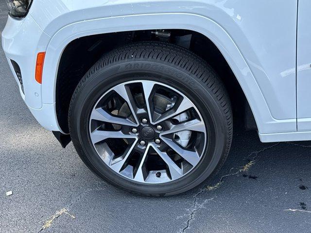 new 2025 Jeep Grand Cherokee car, priced at $57,178
