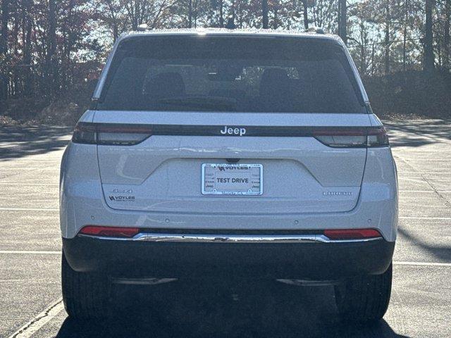 new 2025 Jeep Grand Cherokee car, priced at $39,080