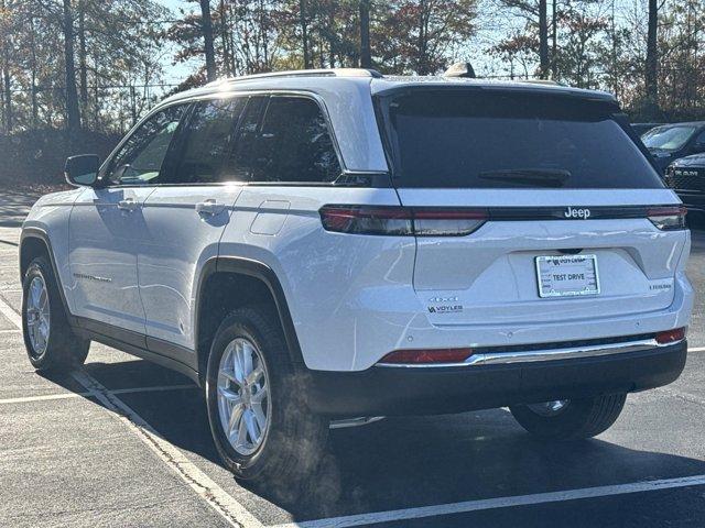 new 2025 Jeep Grand Cherokee car, priced at $39,080