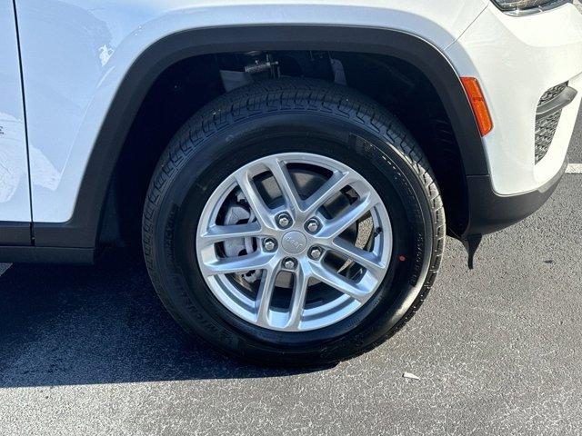 new 2025 Jeep Grand Cherokee car, priced at $39,080