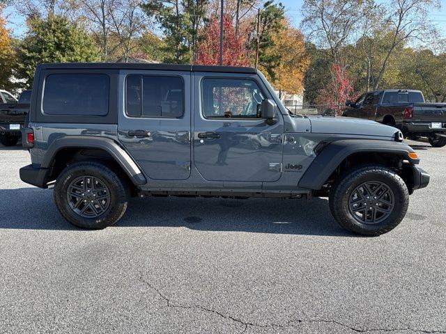 new 2025 Jeep Wrangler car, priced at $41,456