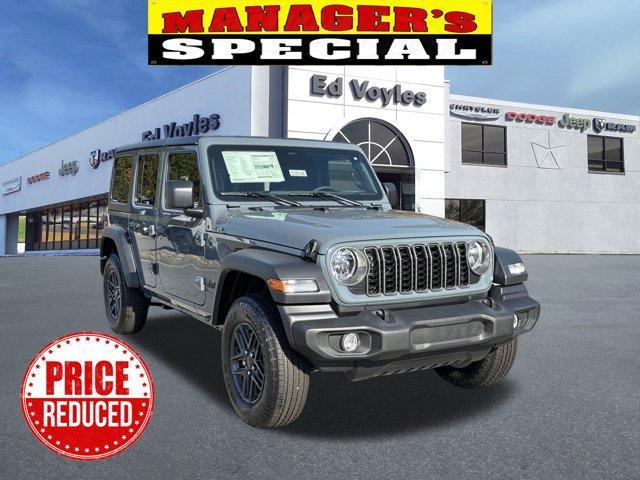 new 2025 Jeep Wrangler car, priced at $41,456