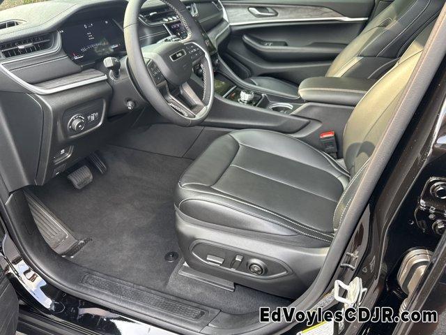 used 2025 Jeep Grand Cherokee L car, priced at $49,400