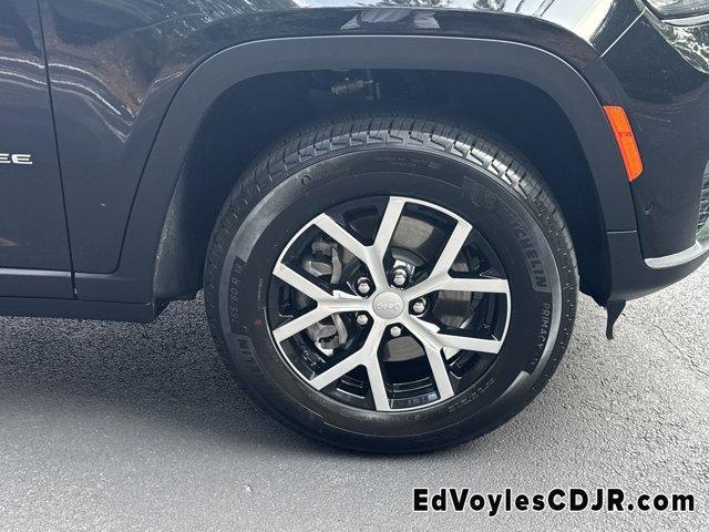 used 2025 Jeep Grand Cherokee L car, priced at $49,400