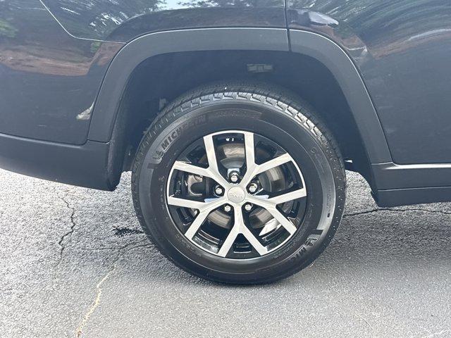 used 2025 Jeep Grand Cherokee L car, priced at $43,744