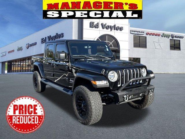 used 2022 Jeep Gladiator car, priced at $40,000