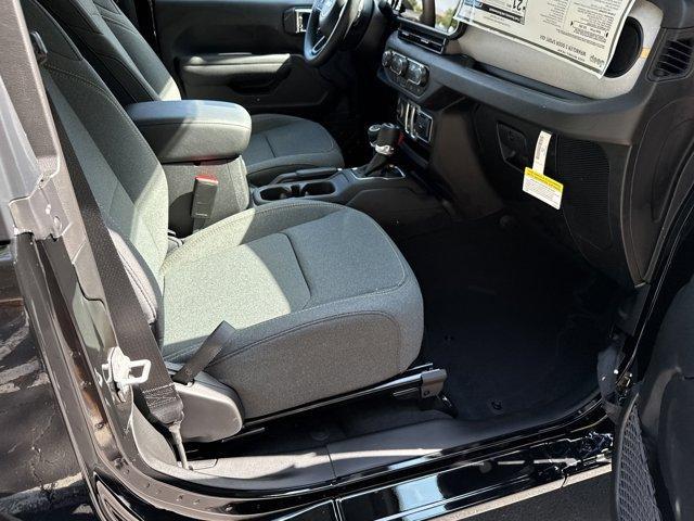 new 2025 Jeep Wrangler car, priced at $33,771
